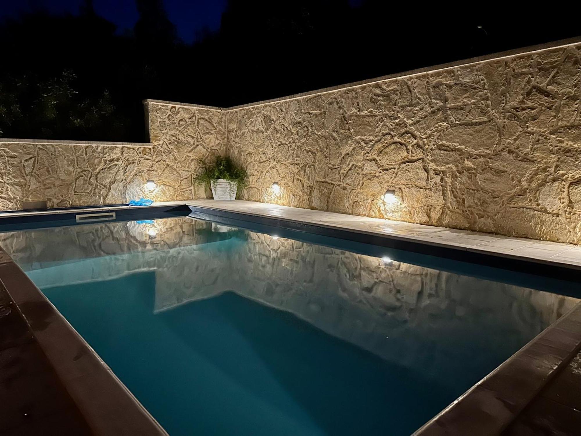 Duplex Apartment With Private Swimming Pool Preko Kültér fotó